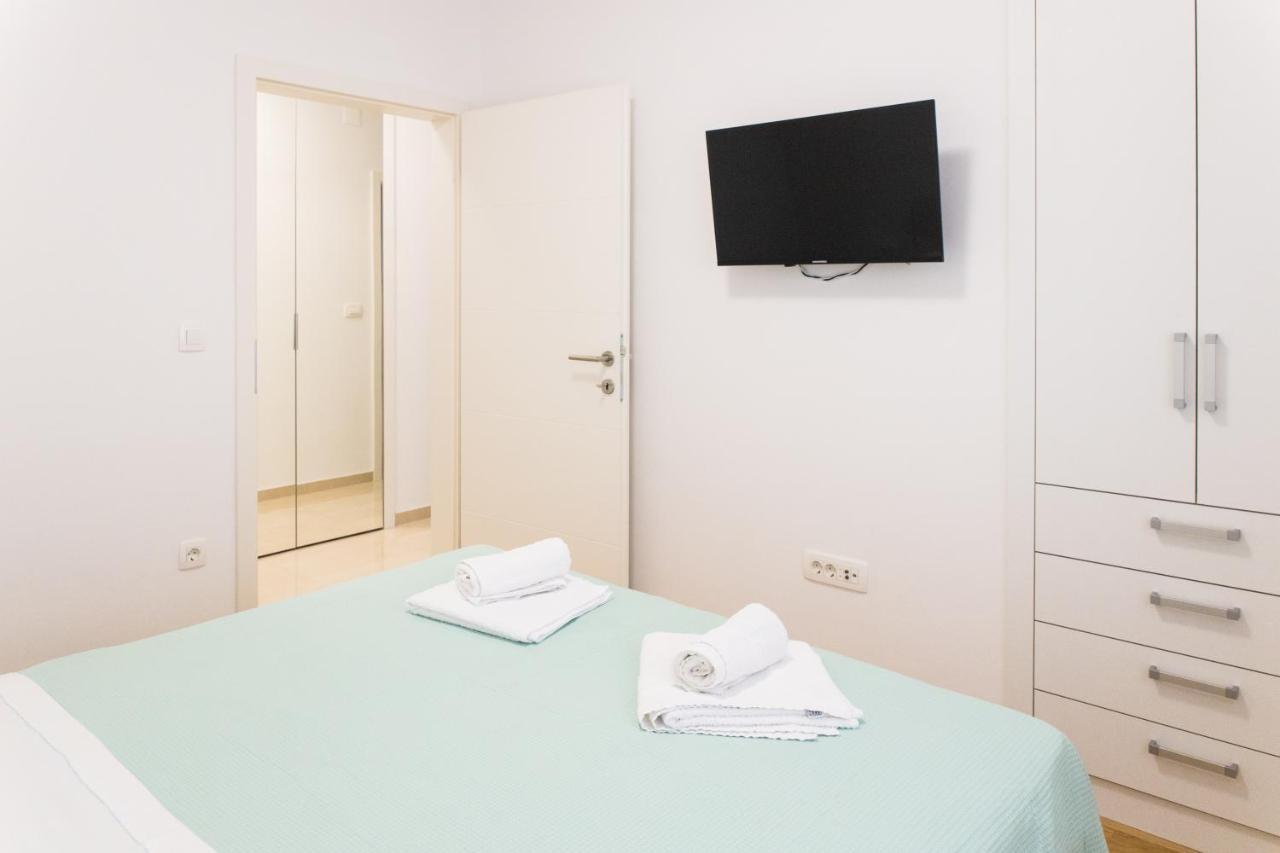 Apartment Zara - Luxury Apartment With Private Pool Luaran gambar