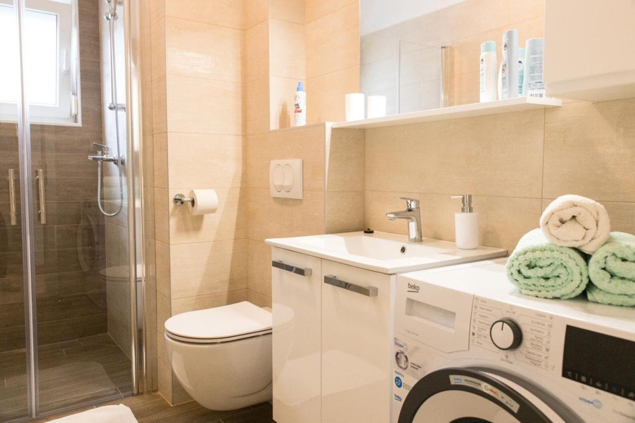 Apartment Zara - Luxury Apartment With Private Pool Luaran gambar