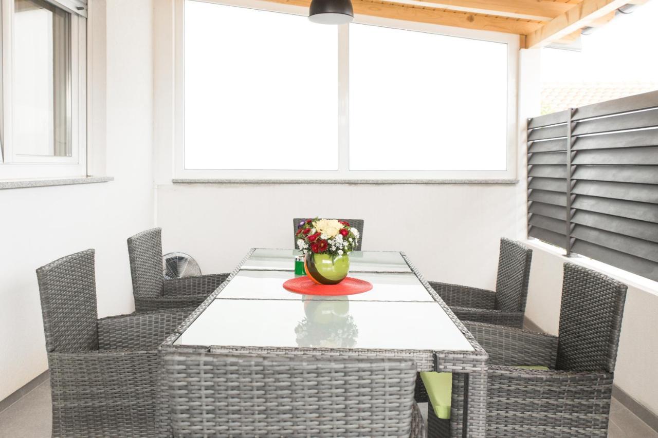 Apartment Zara - Luxury Apartment With Private Pool Luaran gambar