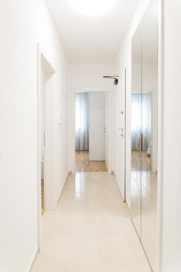 Apartment Zara - Luxury Apartment With Private Pool Luaran gambar